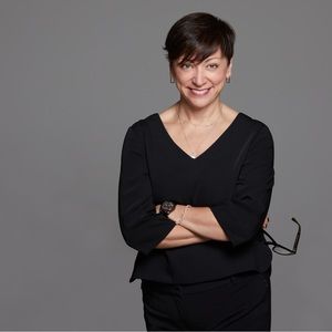 Meet your Posher, Gloria